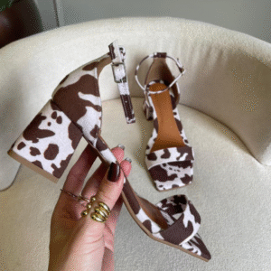 SANDÁLIA GISELE COW PRINT
